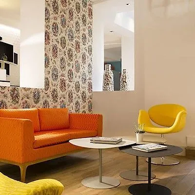 Hotel Elysees 8 Paris