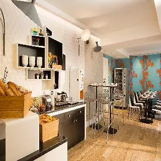 Hotel Elysees 8 Paris 3*,